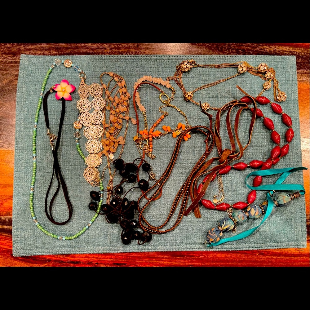 ⤵️COSTUME JEWELRY LOT (4) - Picture 1 of 1